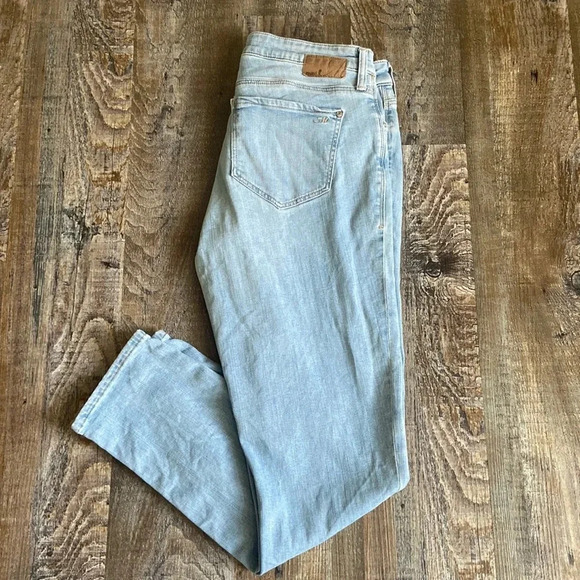 Mavi | Ada Boyfriend Light Wash  Jeans - Picture 1 of 11